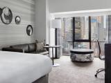 Двухместный номер клубный Times Square View Floor to Ceiling View