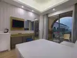 Двухместный номер Стандарт с частичным видом на море