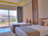Четырёхместный семейный номер Superior с видом на море