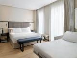 Трёхместный номер Atrium Superior