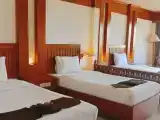 Трёхместный номер Deluxe с видом на море