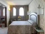 Полулюкс
