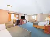 Шестиместная студия люкс