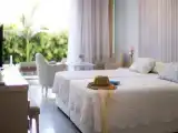 Двухместный номер Swim Up