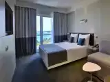 Двухместный номер Superior с частичным видом на море