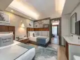 Номер Семейный с частичным видом на море