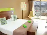 Двухместный номер с частичным видом на море