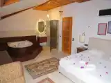 Вилла с бассейном