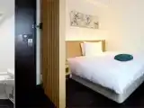Номер Universal