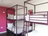 Кровать в общем номере
