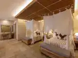 Вилла с бассейном Royal Family