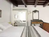 Двухместный люкс с видом на бассейн
