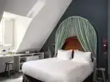 Двухместный номер Parisian Eaves Superior Deluxe