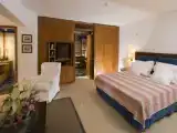 Двухместный люкс семейный с видом на сад