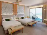 Четырёхместный Полулюкс Swim-Out Serenity Club с частичным видом на океан