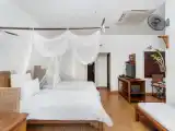 Студия Grand Deluxe