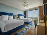Четырёхместный номер Deluxe with Skyline view