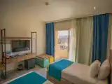 Двухместный номер Deluxe с частичным видом на море