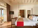 Pavilion Grand Water