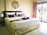 Двухместный номер Deluxe с балконом и с видом на бассейн
