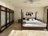 Penthouse Private Heated Jacuzzi and Rooftop Pool