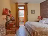 Двухместный номер с балконом и с видом на озеро