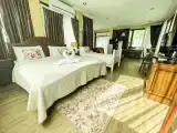 Resident No.1