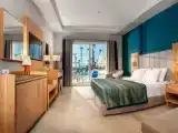 Двухместный номер Swim-Up Superior