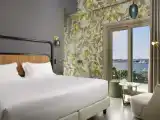Номер Infinito Mare с джакузи с панорамным видом