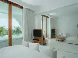 Двухместный Pool Suite Oceanfront c 1 комнатой
