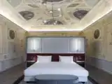 Двухместный полулюкс Renaissance
