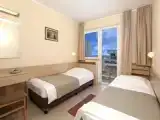 Двухместный номер Classic с балконом и sea side