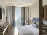 Двухместный номер Deluxe с балконом и с видом на море