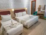 Трёхместный номер Superior с видом на море
