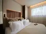 Двухместный люкс с видом на бассейн