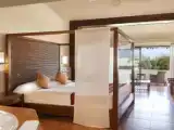 Двухместный полулюкс привилегированный Deluxe