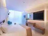 Двухместный номер Garden с балконом и с видом на бассейн