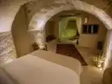 Двухместный люкс King Cave с бассейном 102