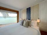 Beachfront с бассейном с 2 комнатами