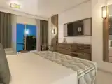 Двухместный полулюкс с частичным видом на море