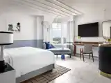 Двухместный номер Larger с видом на город