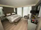 Двухместный полулюкс с частичным видом на море