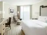 Номер Tower No Balcony с видом на город