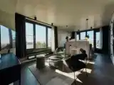 Полулюкс Cloud Climber Nordic Sea View