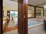 Двухместный номер High Floor Стандарт с красивым видом из окна