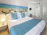 Двухместный полулюкс с частичным видом на море