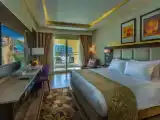 Двухместный номер Deluxe с видом на бассейн