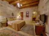 Двухместный полулюкс Cave
