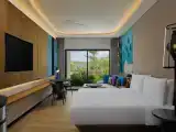 Двухместный номер Deluxe с балконом и с частичным видом на море