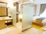 Двухместный номер Accessible with shower